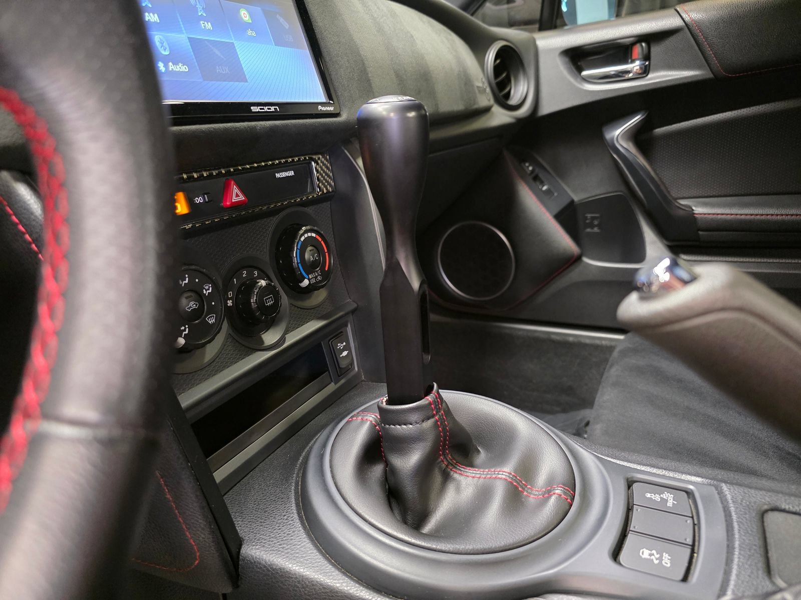 Used 2016 Scion FR-S RWD image 28