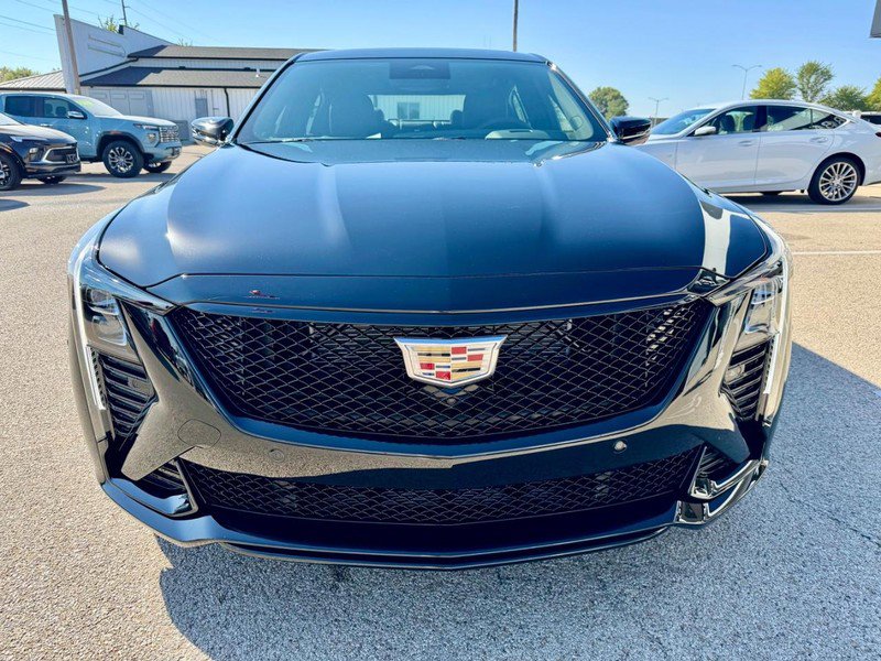 New 2026 Cadillac CT5 V image 2