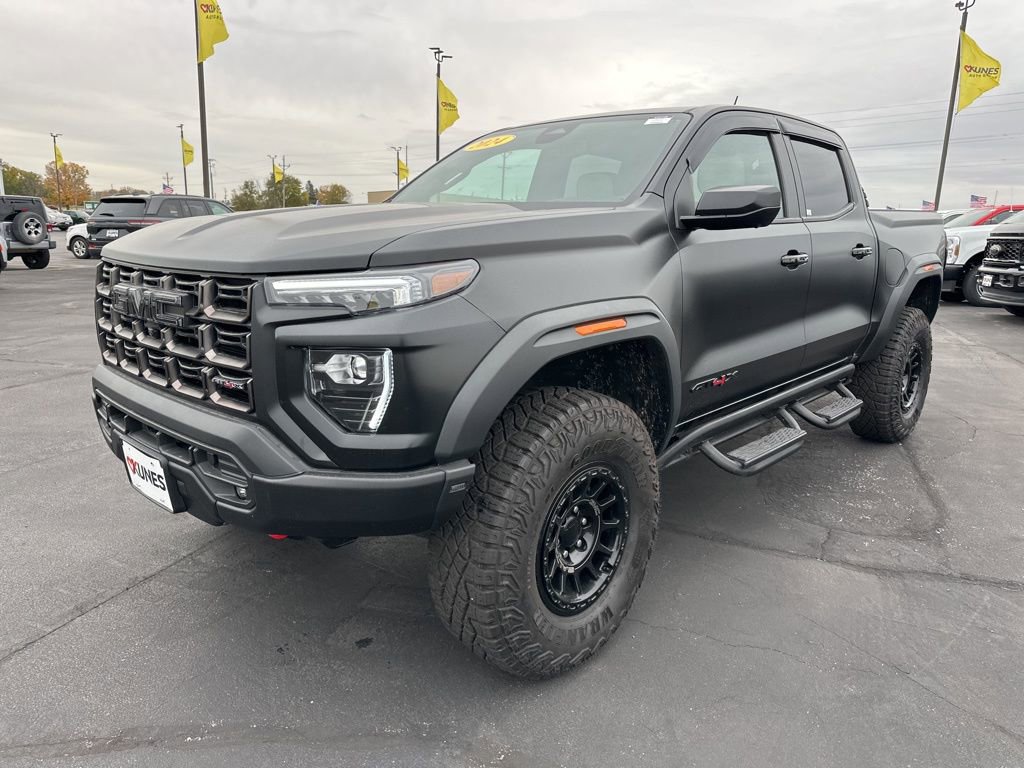 Used 2024 GMC Canyon AT4X w/ AT4X AEV Edition image 16