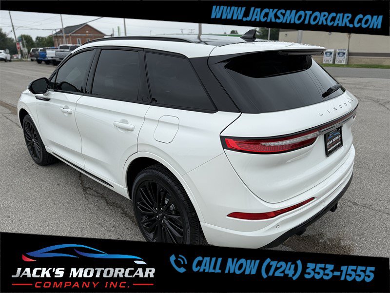 Used 2024 Lincoln Corsair Reserve w/ Equipment Group 201A AWD/4WD image 12