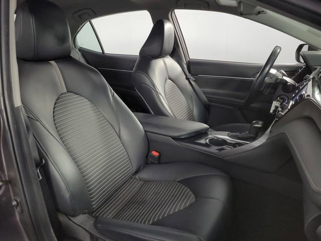 Used 2020 Toyota Camry SE image 15