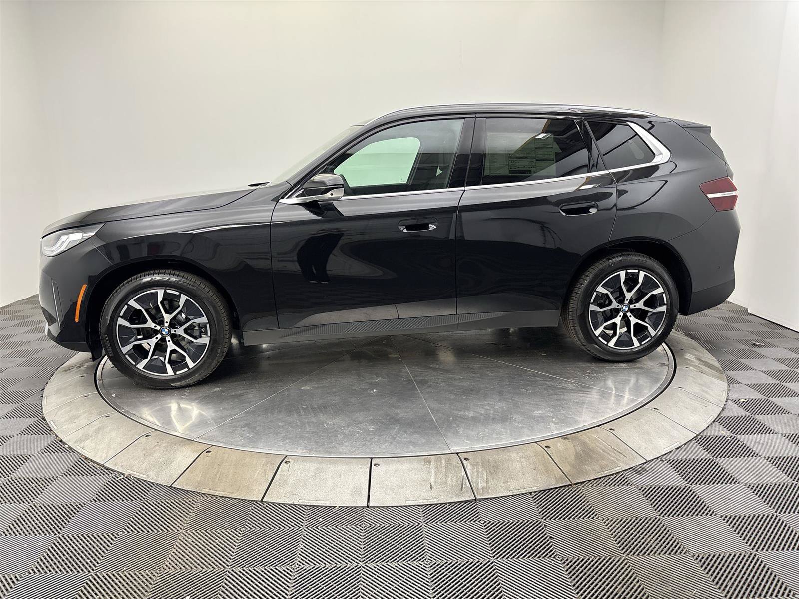 New 2026 BMW X3 xDrive30i w/ Premium Package AWD/4WD image 16