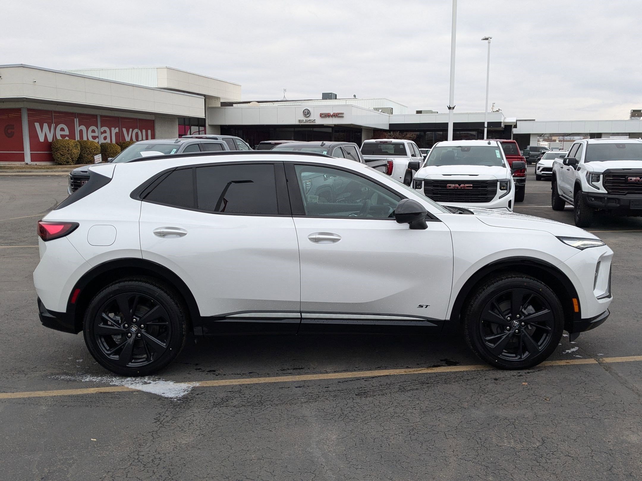 New 2025 Buick Envision Sport Touring image 2