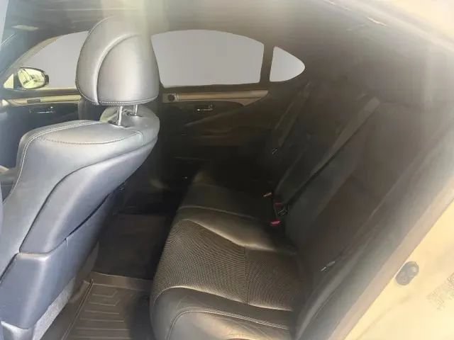 Used 2017 Lexus LS 460 F Sport w/ F Sport Package RWD image 11