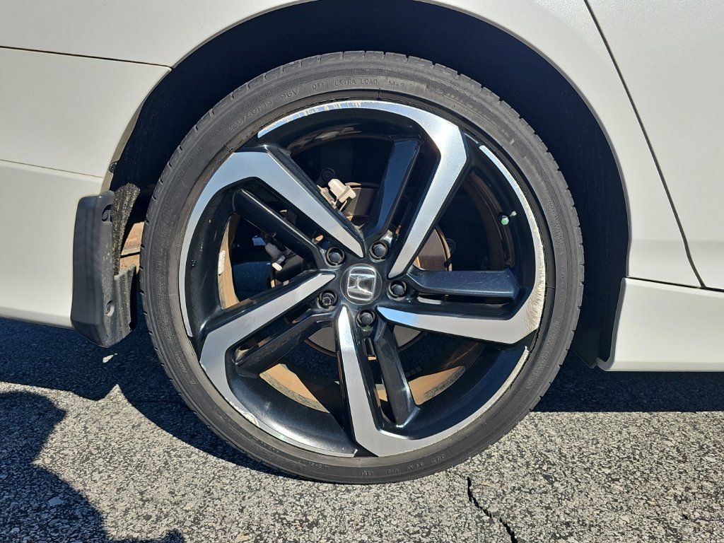 Used 2022 Honda Accord Sport image 11