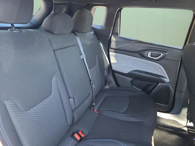 Used 2024 Jeep Compass Sport image 41