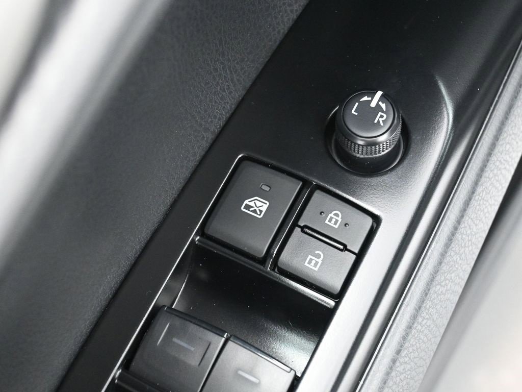 Certified 2025 Toyota Camry SE image 12