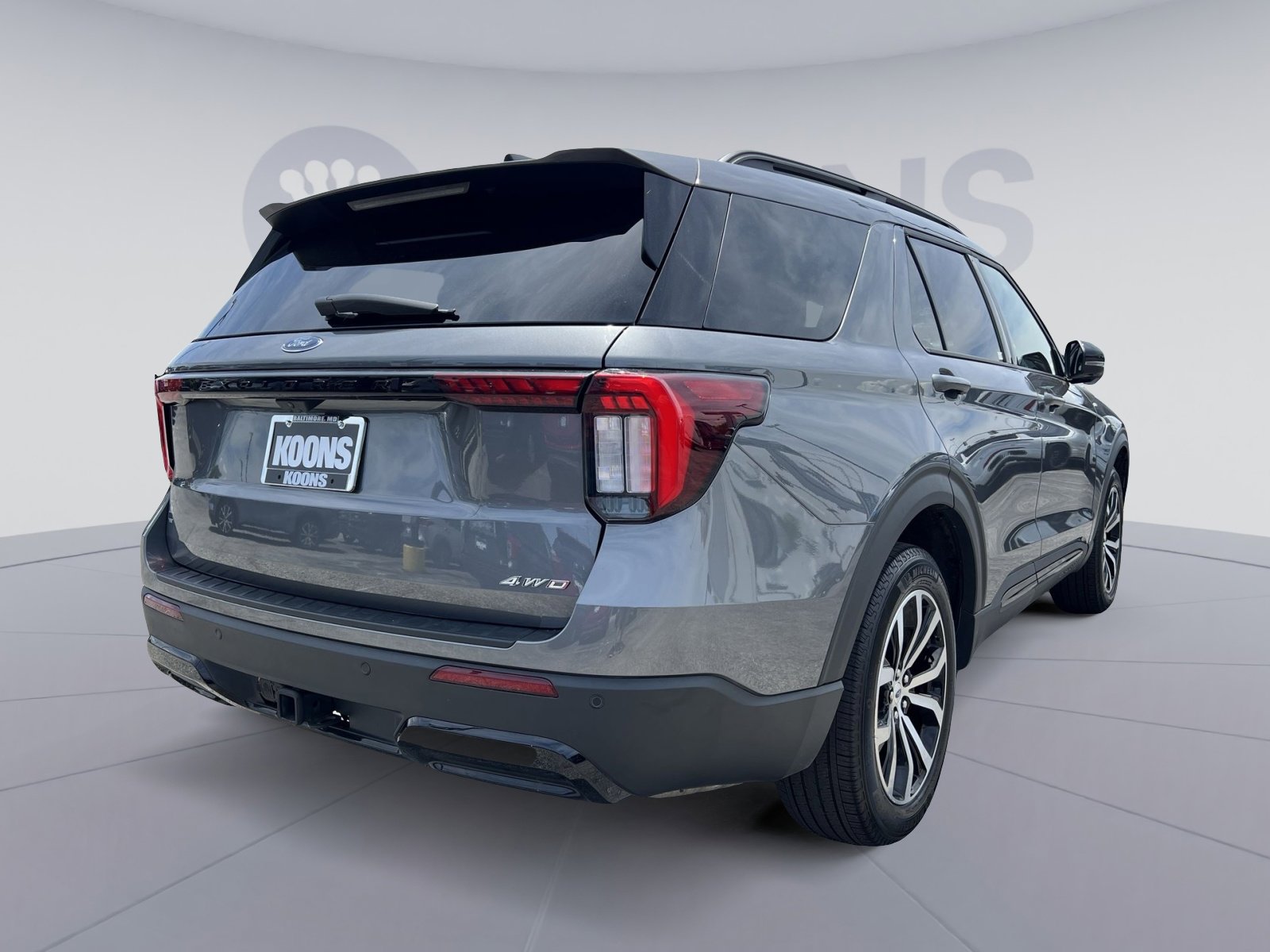 Used 2025 Ford Explorer ST-Line AWD/4WD image 16