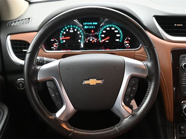 Used 2017 Chevrolet Traverse LT image 25
