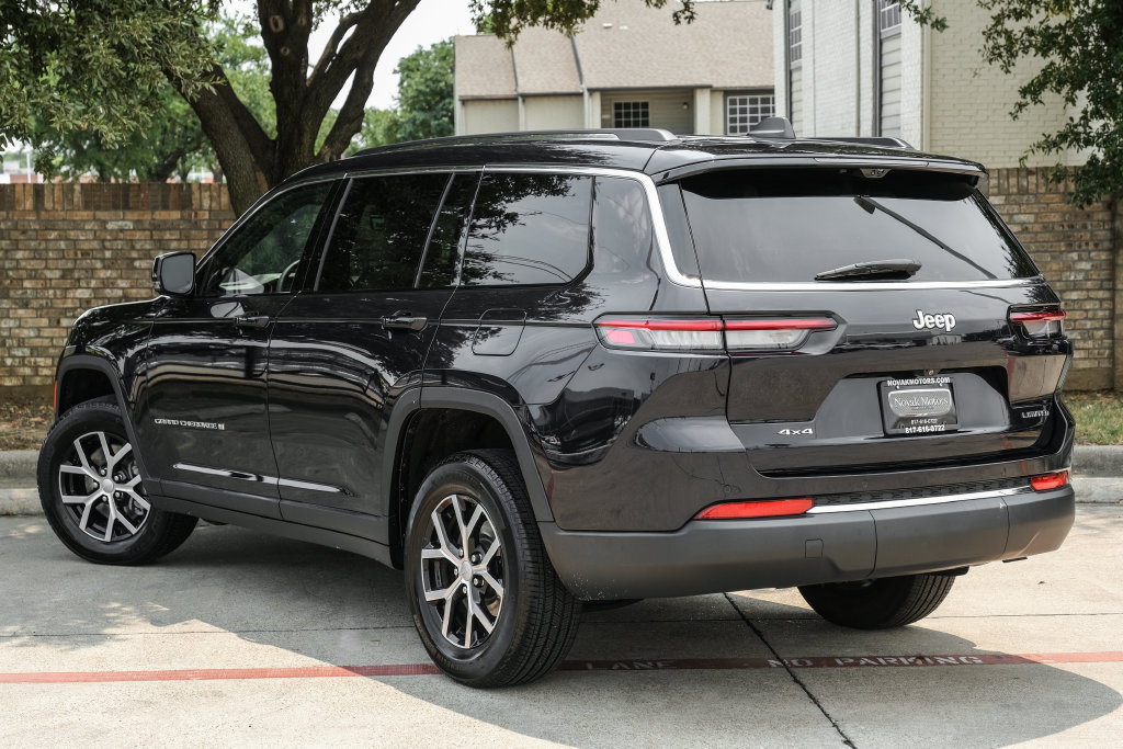 Used 2023 Jeep Grand Cherokee L Limited w/ Luxury Tech Group II AWD/4WD image 19