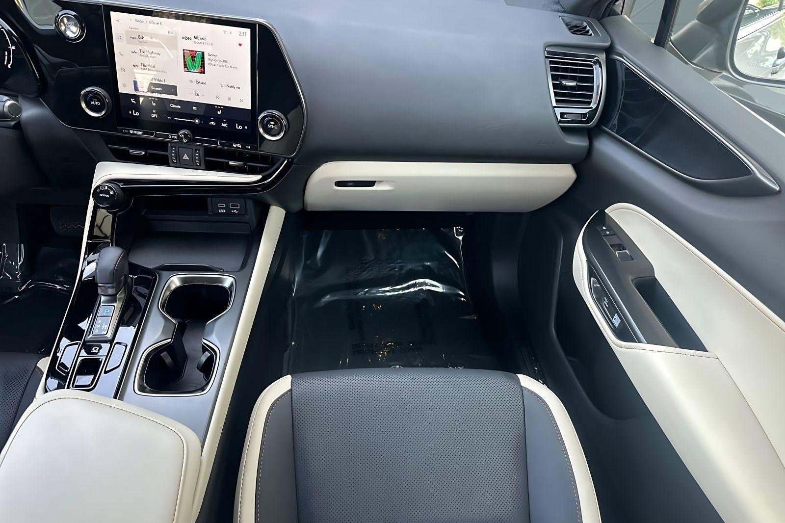 Certified 2024 Lexus NX 250 FWD image 28