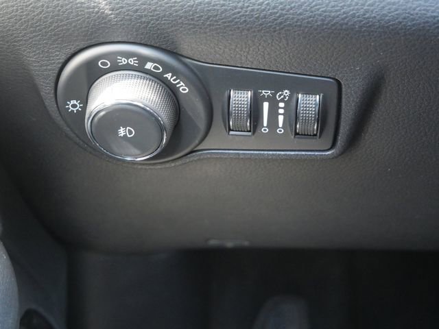 Used 2022 Jeep Compass Altitude w/ Convenience Group image 17