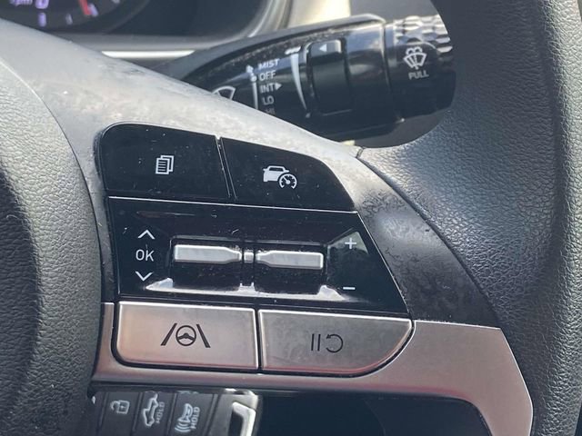 Certified 2023 Hyundai Santa Cruz SE FWD image 18