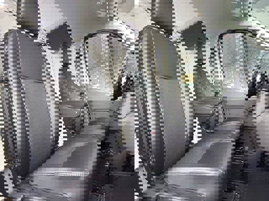 New 2025 Ford Transit 250 Low Roof AWD image 27