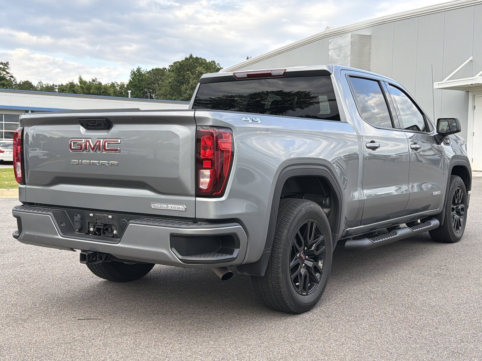 Used 2023 GMC Sierra 1500 Elevation AWD/4WD image 12