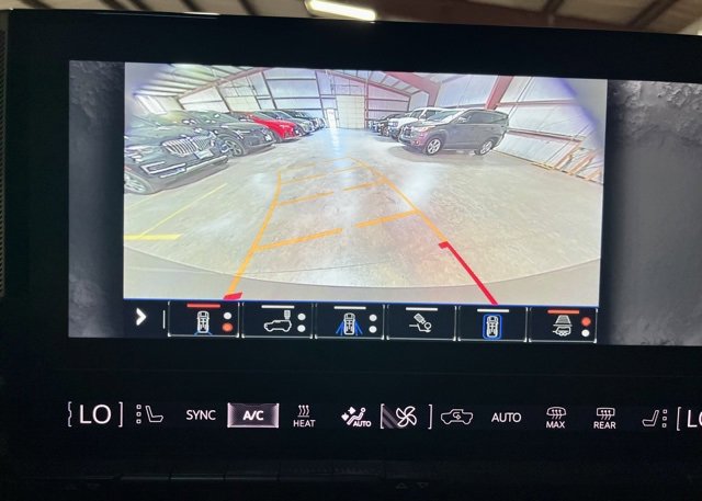 Used 2024 GMC Hummer EV 3X image 19