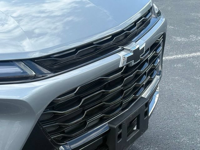 Used 2024 Chevrolet Trax ACTIV w/ Sunroof Package FWD image 14