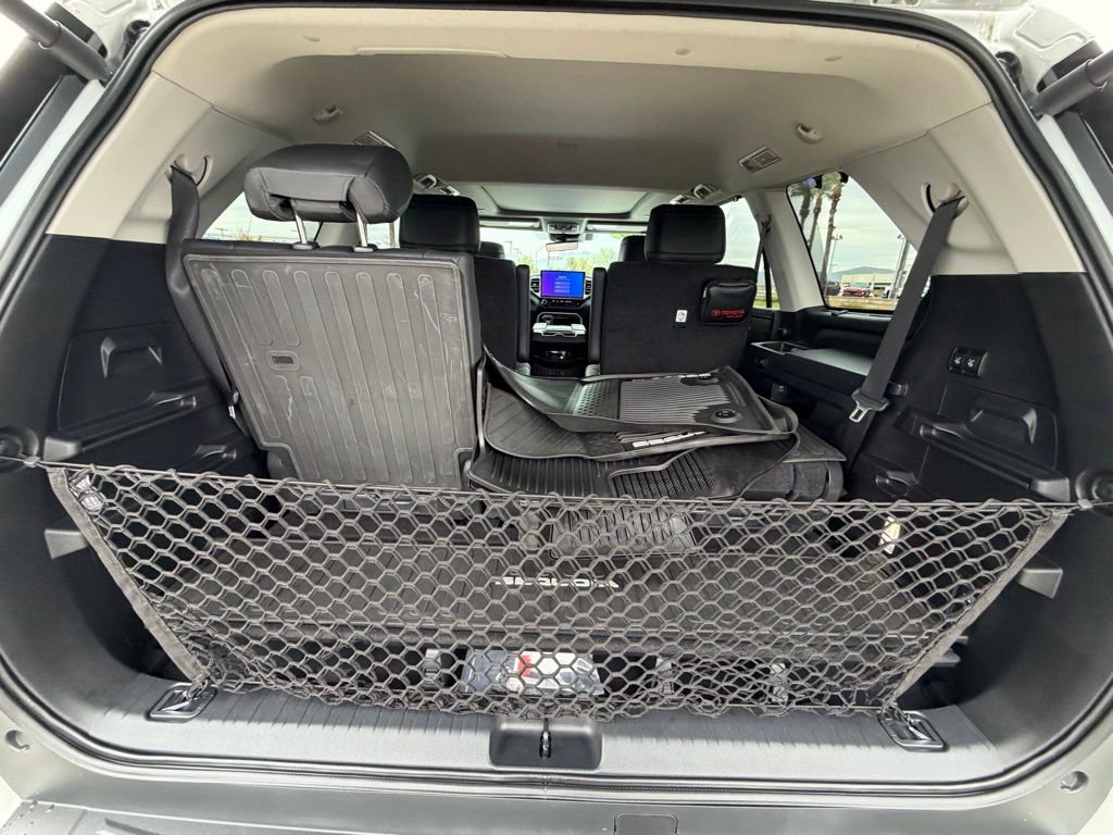 Used 2024 Toyota Sequoia Limited image 28