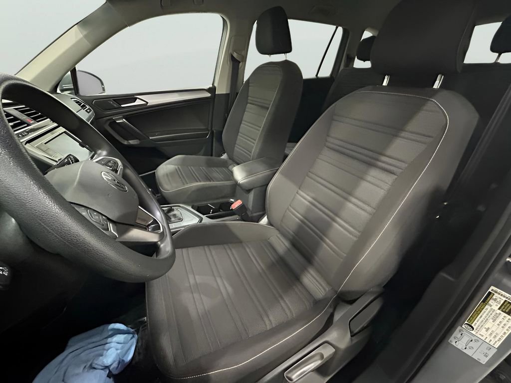 Used 2022 Volkswagen Tiguan S image 17