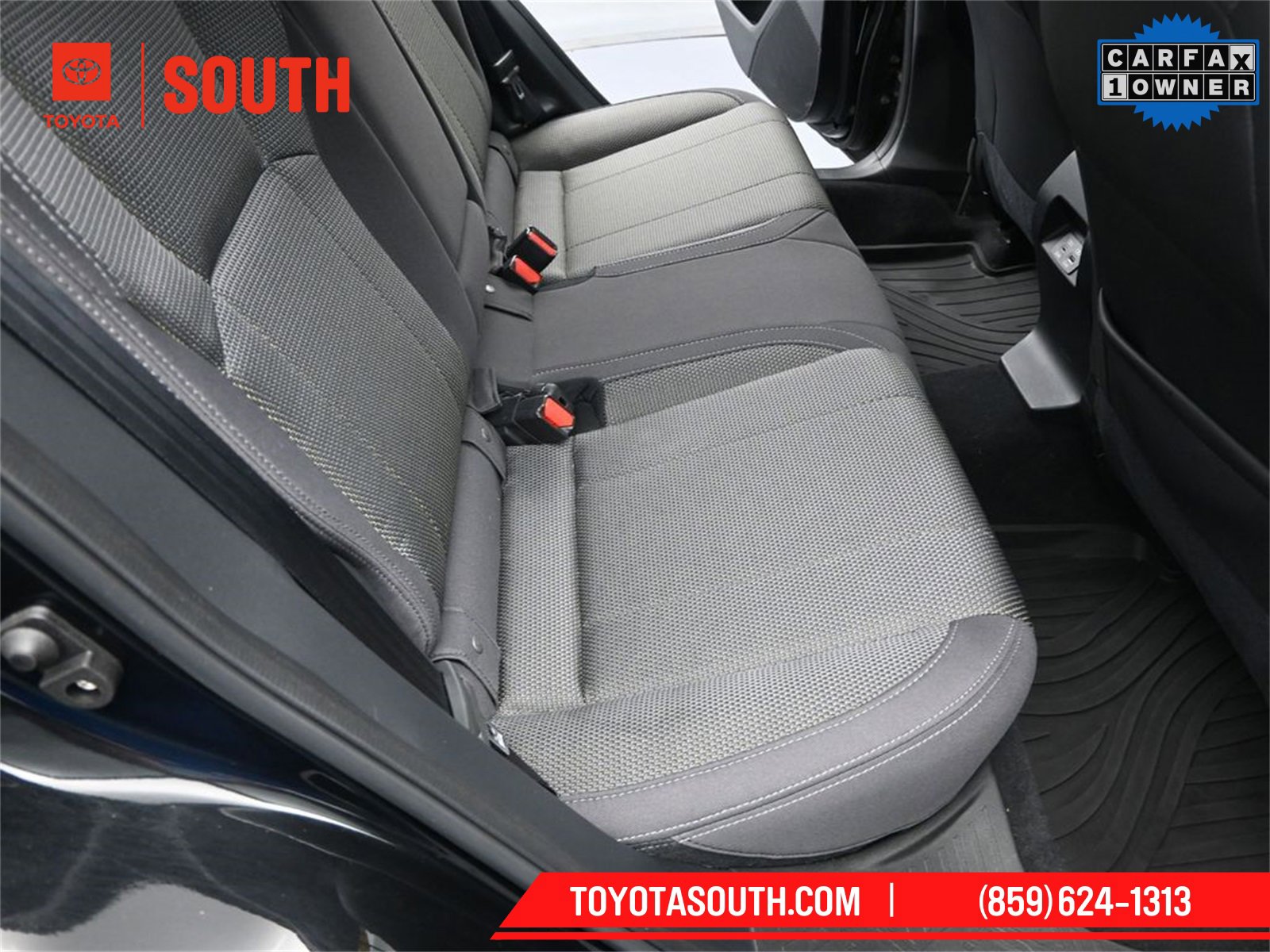 Used 2024 Subaru Crosstrek 2.0i Premium image 33