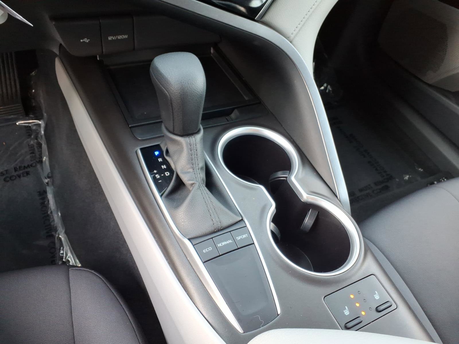 Certified 2024 Toyota Camry LE w/ Cold Weather Package FWD image 10