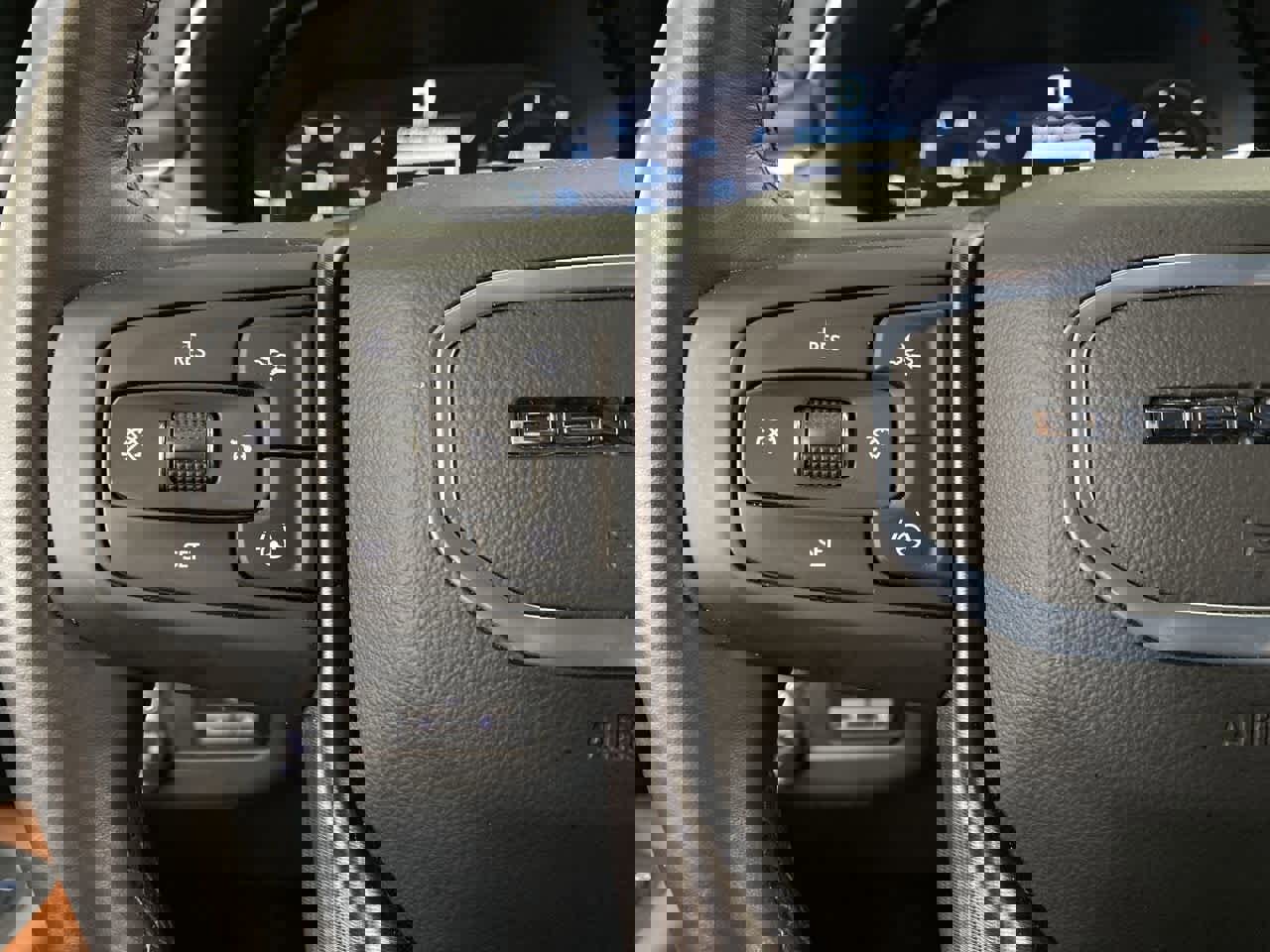 Used 2024 GMC Yukon Denali Ultimate image 21