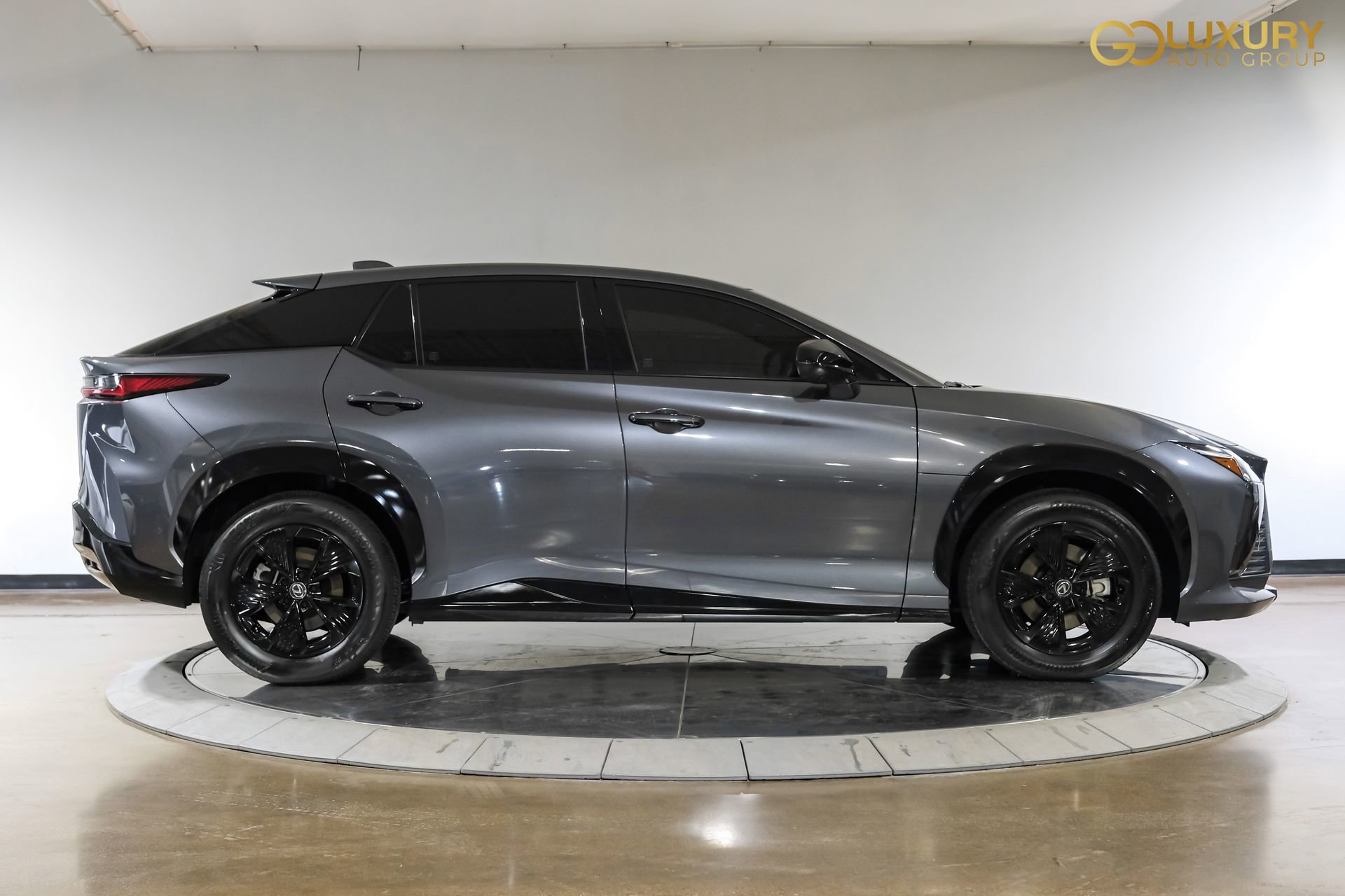 Used 2023 Lexus RZ 450e Premium w/ Technology Package image 8