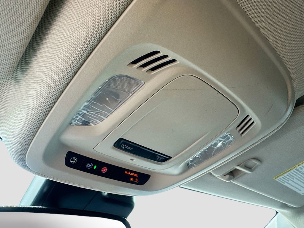 Used 2023 Buick Envision Preferred w/ Sport Touring Package FWD image 17