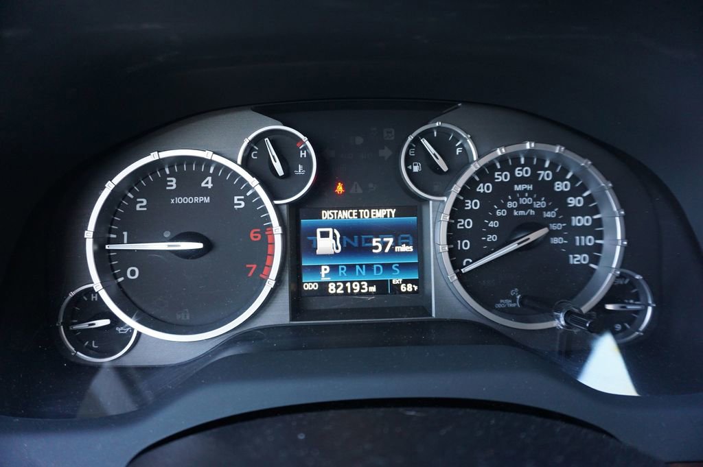 Used 2017 Toyota Tundra Limited w/ Limited Premium Package image 6