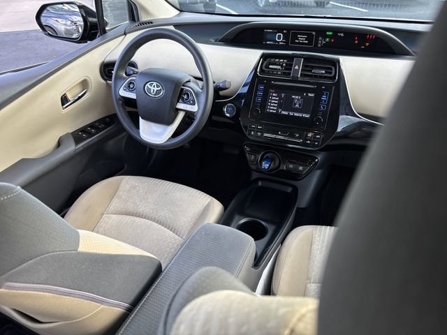 Used 2017 Toyota Prius Four image 20