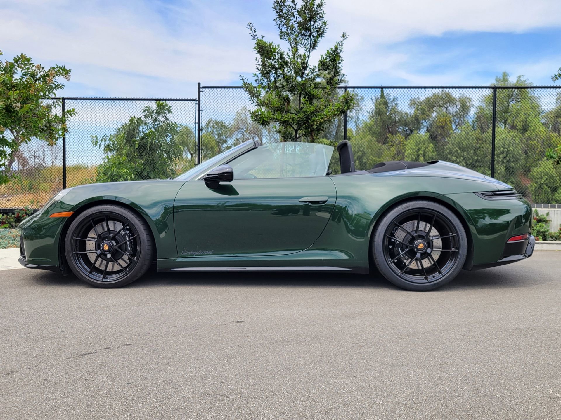 Used 2026 Porsche 911 Carrera GTS image 2