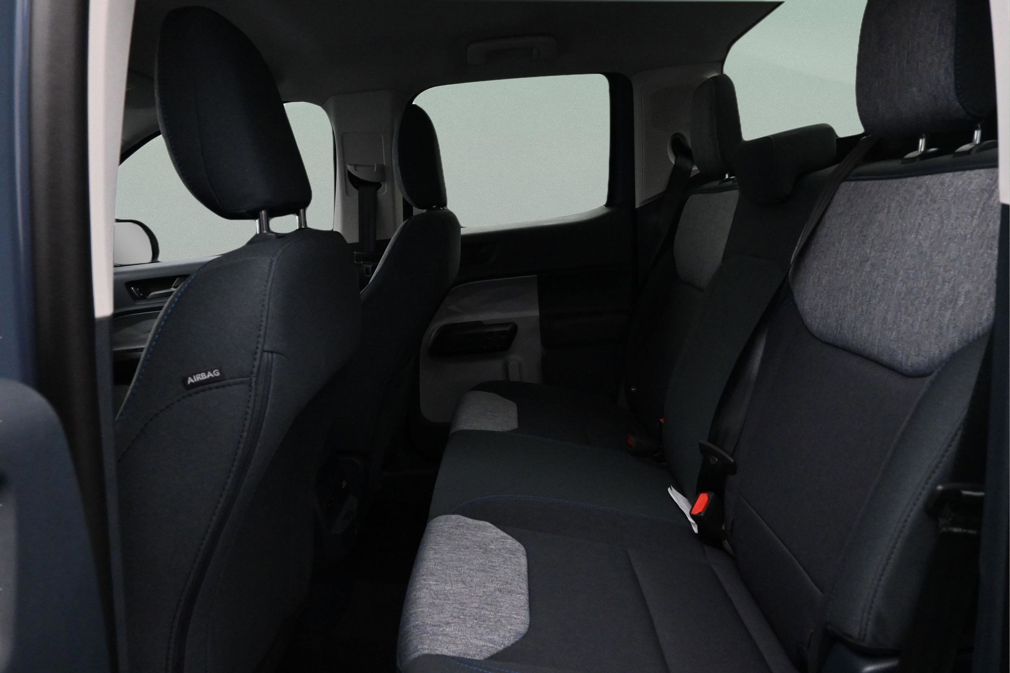 Used 2026 Ford Maverick XLT w/ XLT Luxury Package AWD/4WD image 13