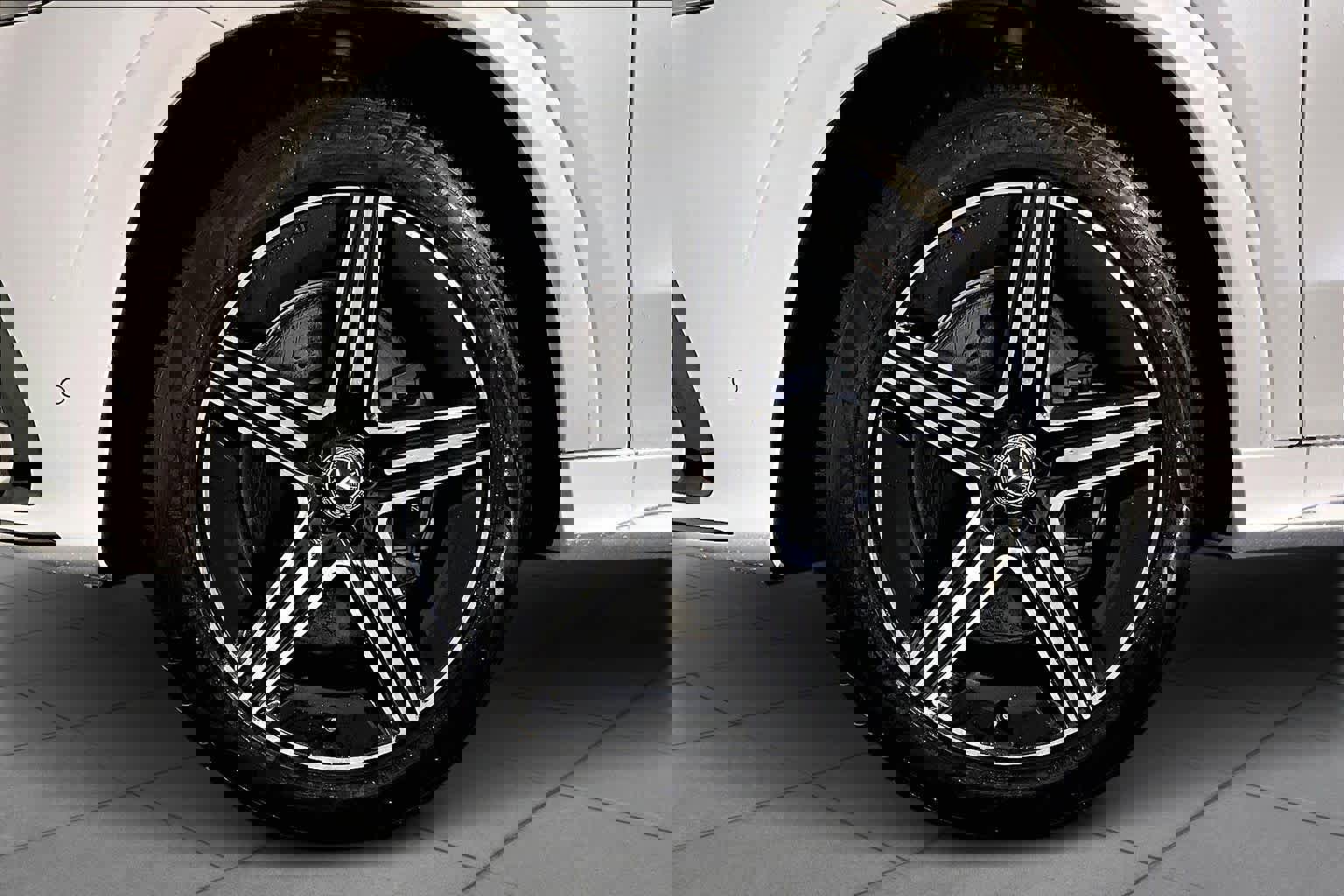 New 2026 Mercedes-Benz GLE 350 4MATIC image 17