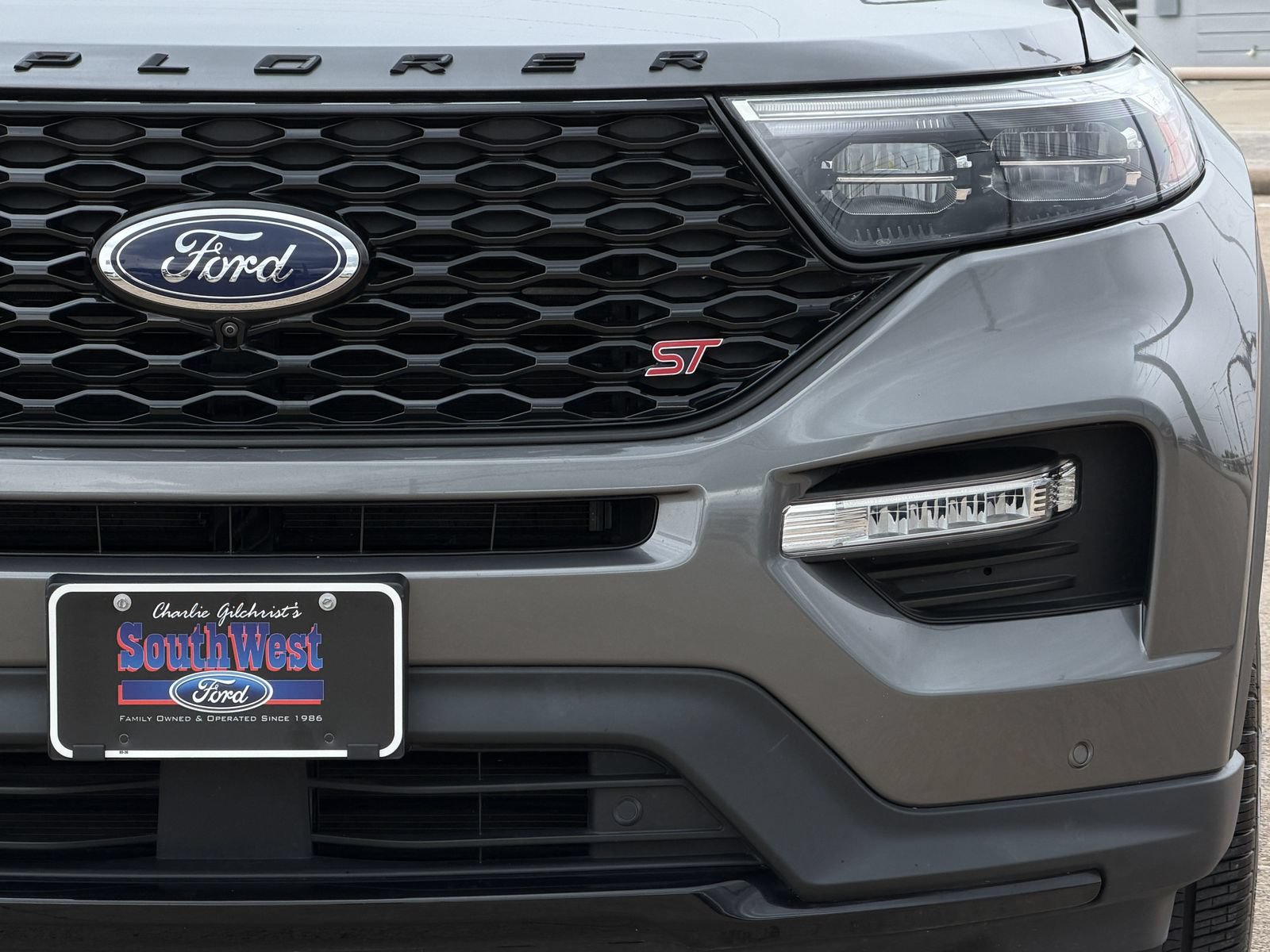 Used 2022 Ford Explorer ST w/ Equipment Group 401A RWD image 10