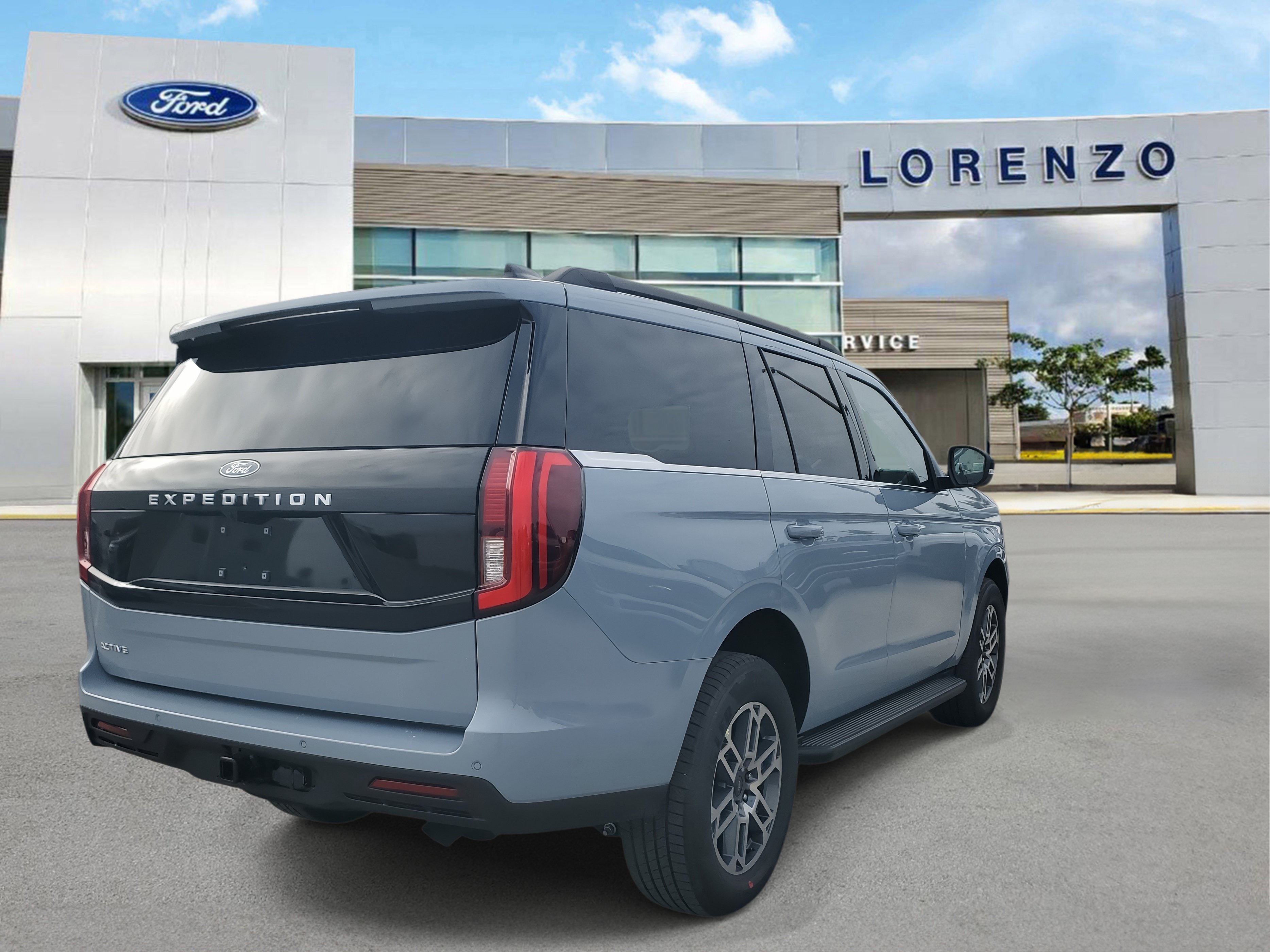 New 2026 Ford Expedition Active RWD image 4