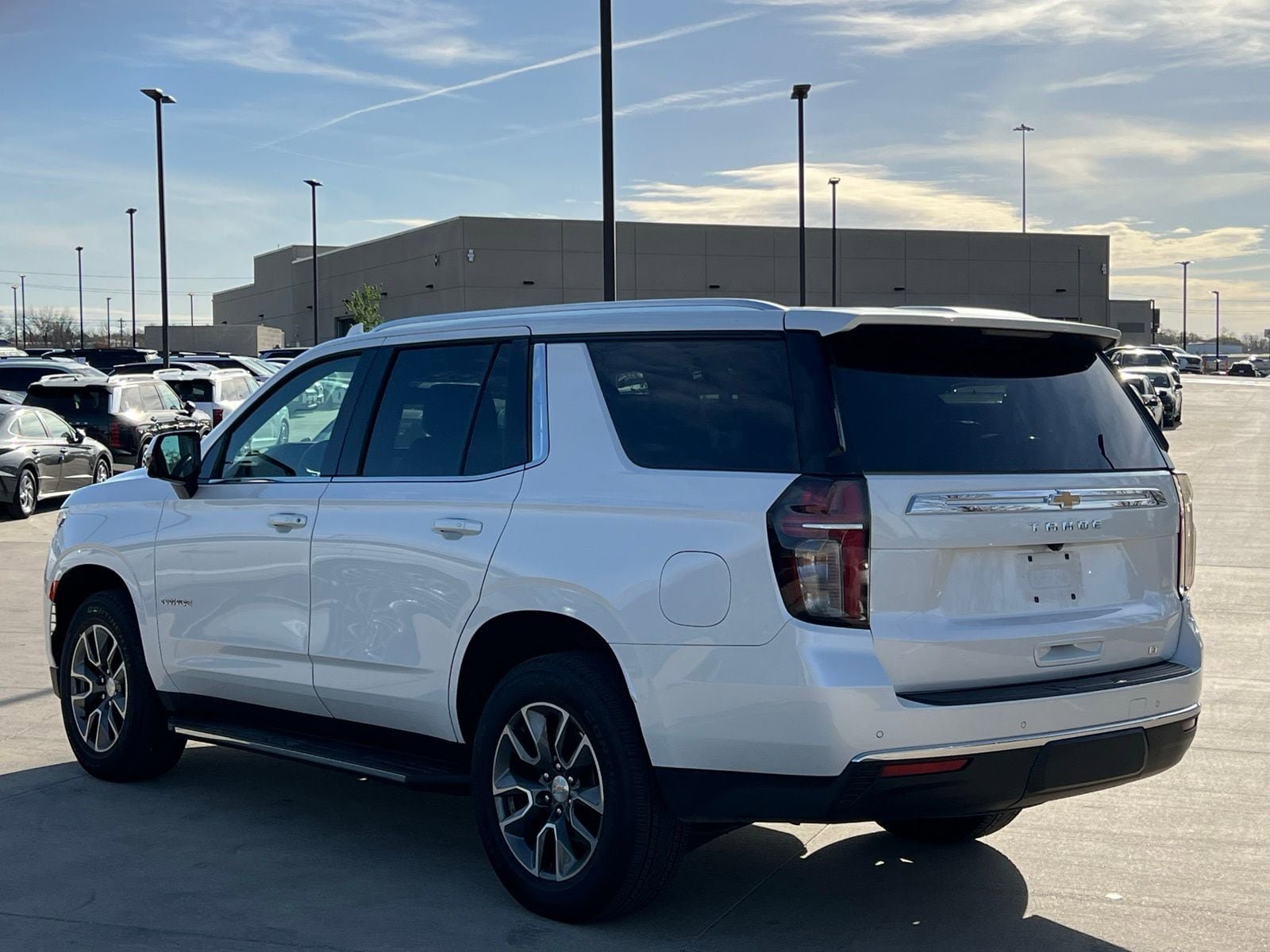 Used 2022 Chevrolet Tahoe LT w/ Luxury Package image 10