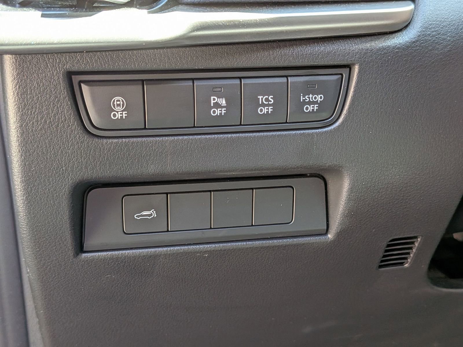 Used 2025 MAZDA CX-90 3.3 Turbo w/ Preferred Package image 17