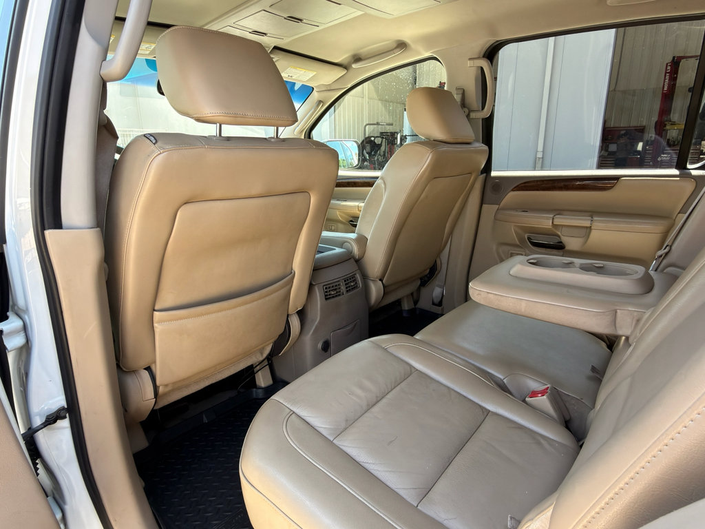Used 2011 Nissan Armada SL RWD image 21