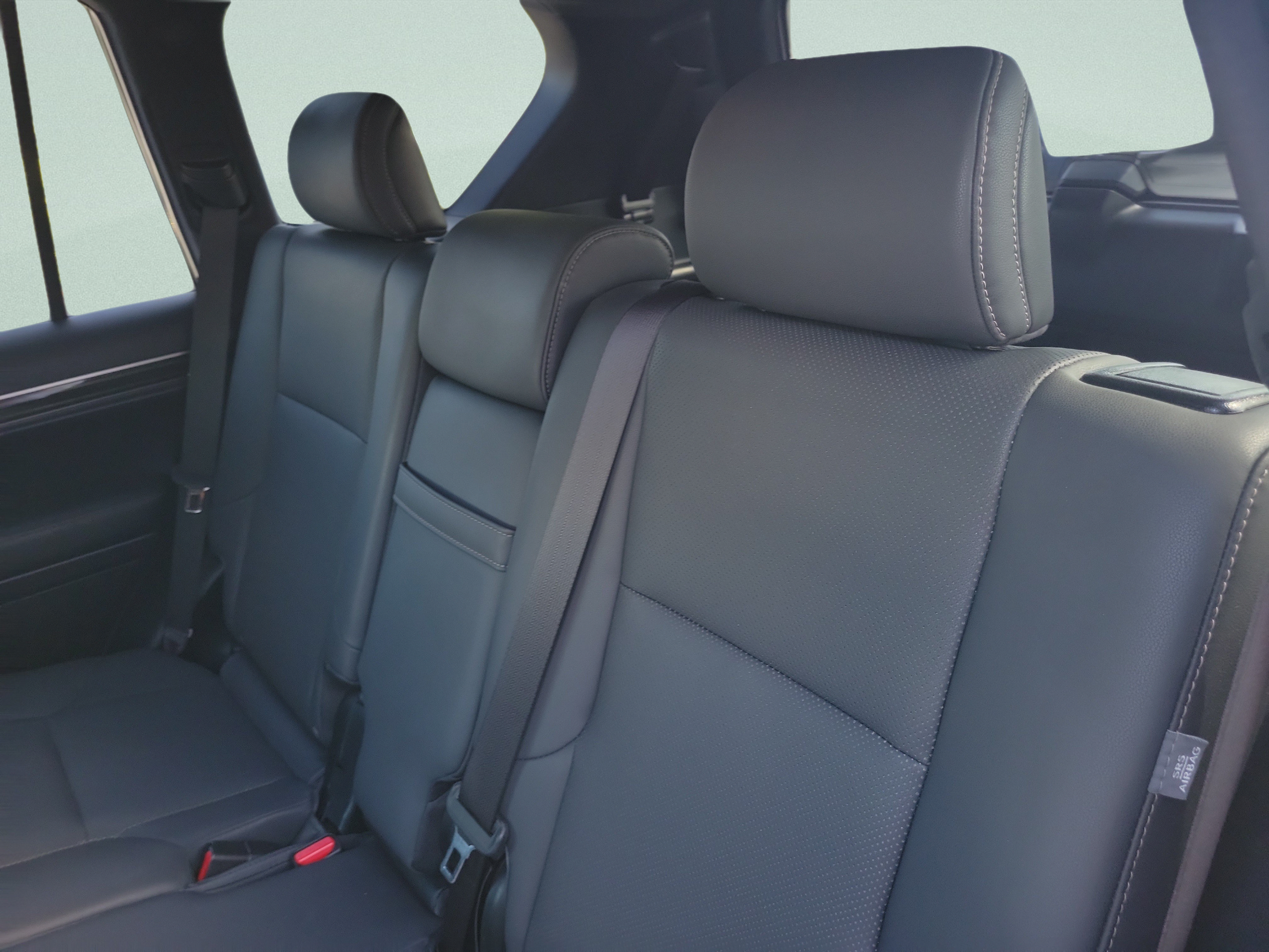 Used 2022 Lexus GX 460 Premium w/ Premium Package AWD/4WD image 12
