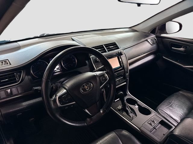 Used 2015 Toyota Camry XLE FWD image 10
