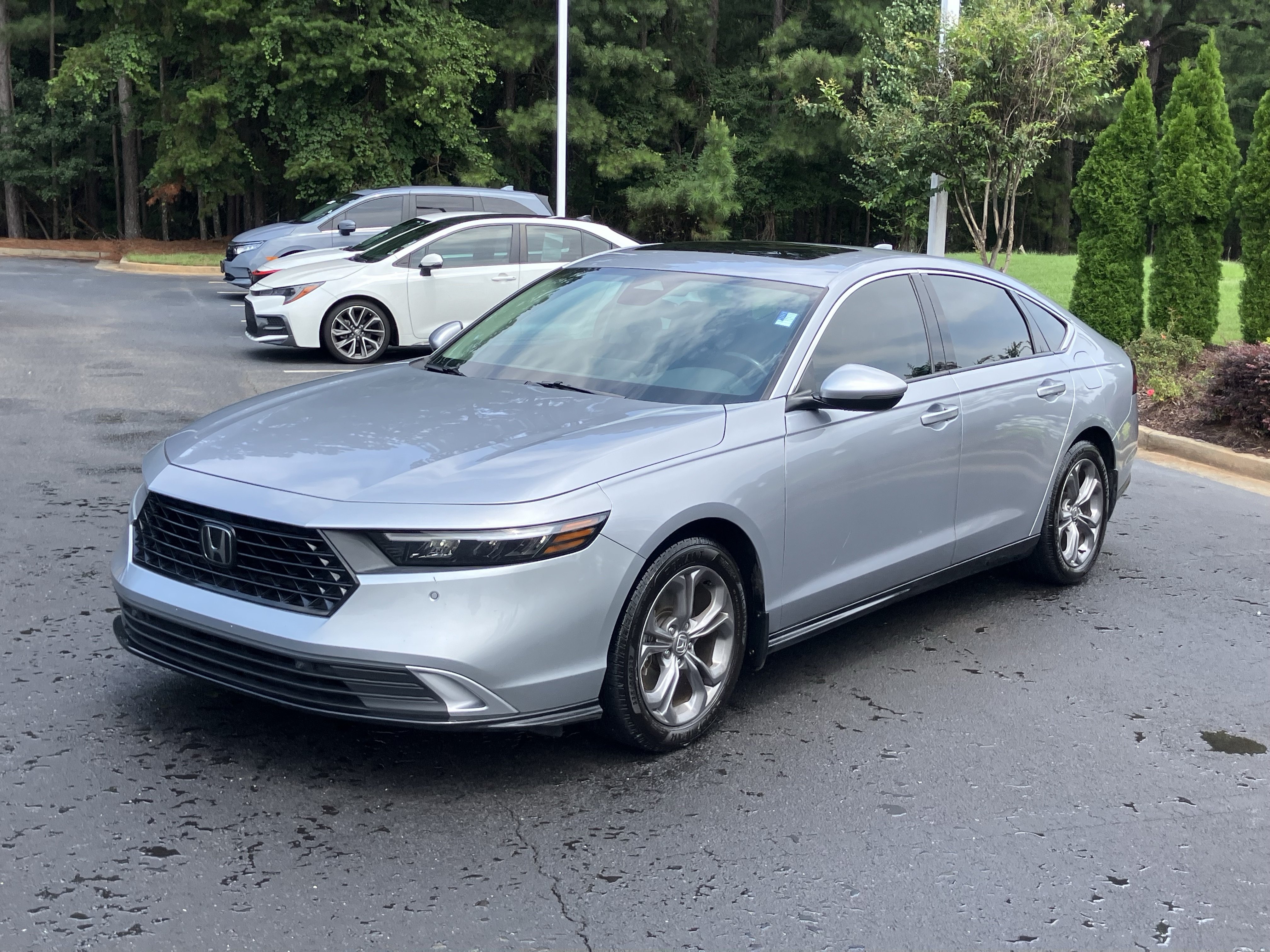 Used 2023 Honda Accord EX-L image 6
