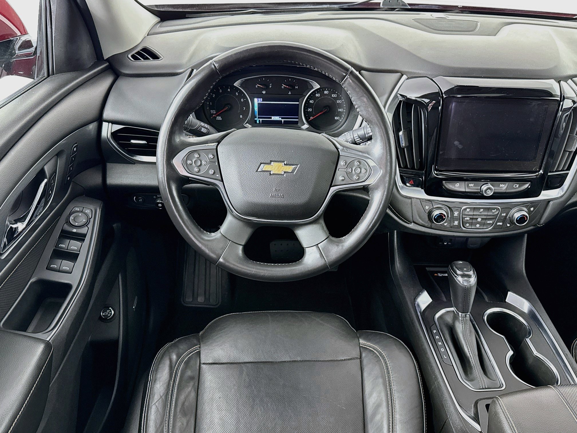 Used 2018 Chevrolet Traverse Premier w/ Driver Confidence II Package FWD image 24