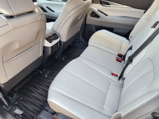 Certified 2026 INFINITI QX60 Luxe w/ Cargo Package FWD image 10