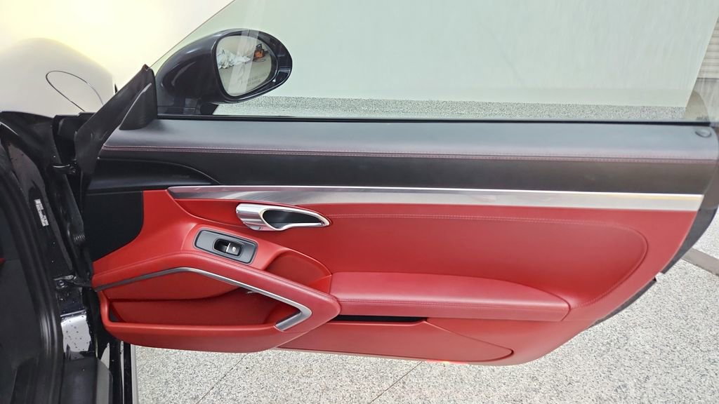 Used 2017 Porsche 911 Targa 4S image 30