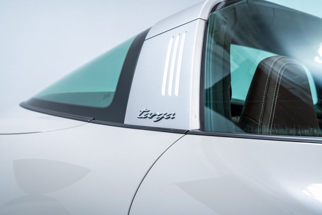 Certified 2024 Porsche 911 Targa 4S image 14