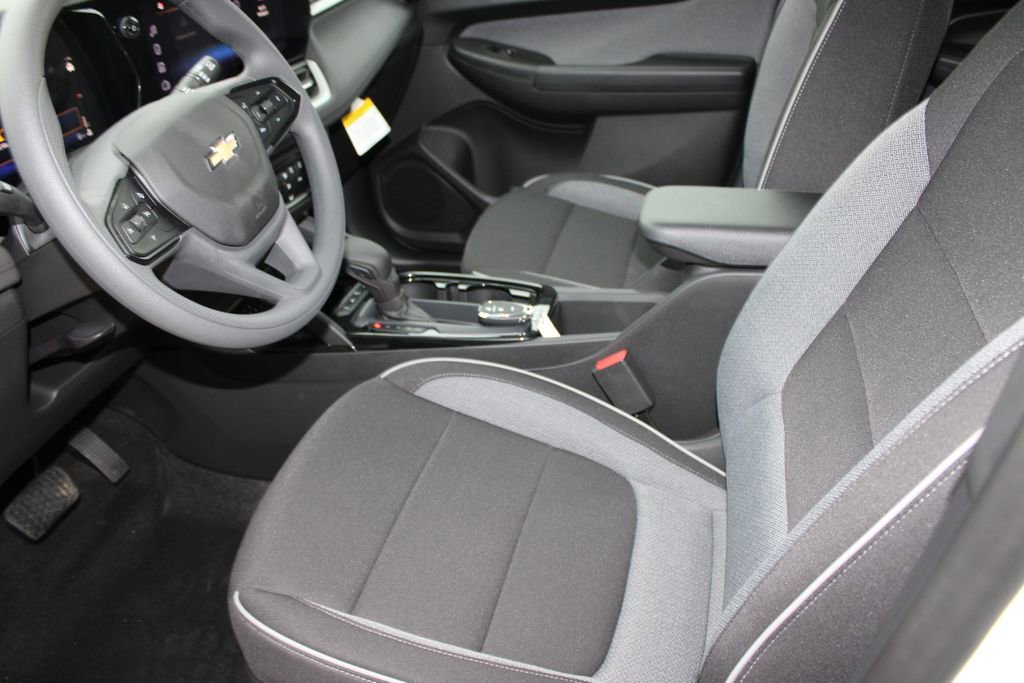 New 2026 Chevrolet TrailBlazer LS image 9