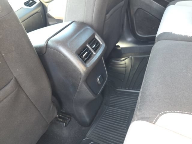 Used 2018 Chevrolet Equinox LS FWD image 29