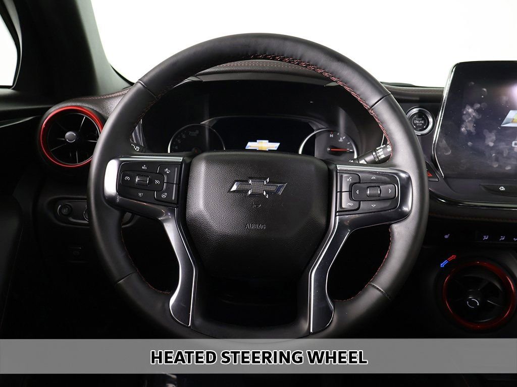 Used 2025 Chevrolet Blazer RS image 9