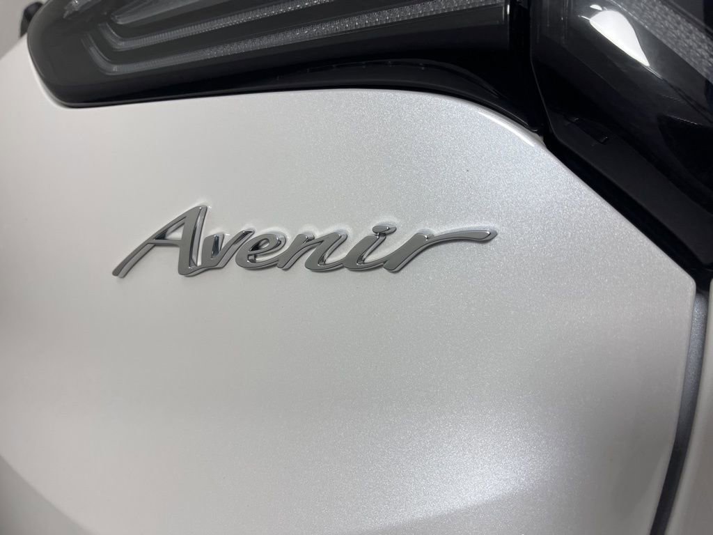 Certified 2024 Buick Encore GX Avenir w/ Avenir Technology Package image 4