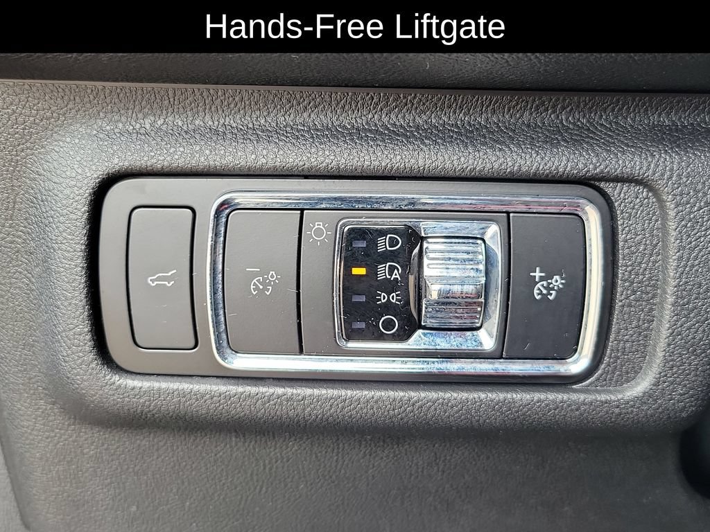Used 2024 Lincoln Corsair Reserve w/ Equipment Group 201A AWD/4WD image 13